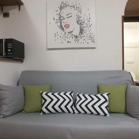 Casa de Férias Il Poggio Degli Olivi *